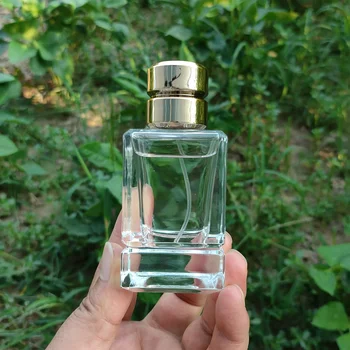 Nové 50ml námestie parfum fľašu krištáľovo biely materiál double sekcia hrubé dno parfum sklo spreji Fľašiach